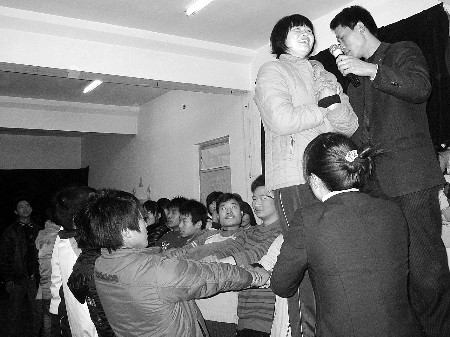 “背摔”减压