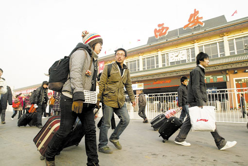 春运拉开大幕 回家脚步匆匆