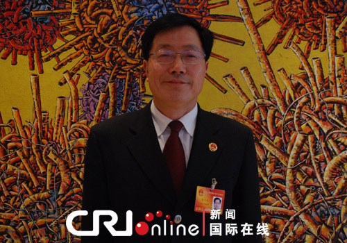 陈云龙代表:制定法律监督法可解决监督难问题