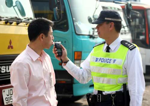 香港酒后驾驶将制定三级制处罚(图)