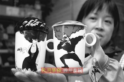 杯喜浇加\u201d的\u201c杯具\u201d帅哥美女脱了脱了\