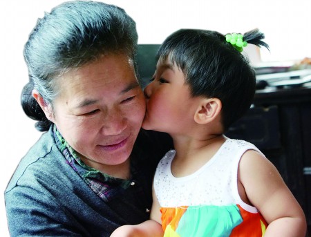 孩子,妈妈帮你 一位下岗女工的义工生活