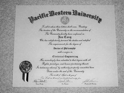 唐骏出示博士学位证书　方舟子斥为“野鸡大学”