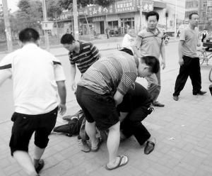 山西煤老板醉酒遭赌徒绑架