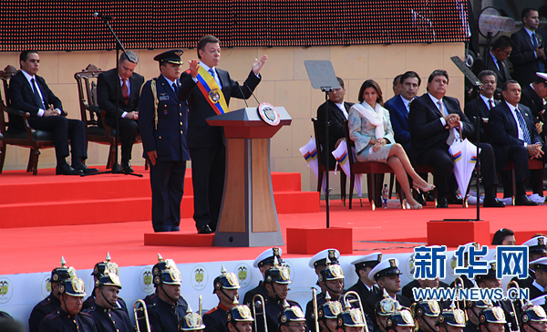 中国政府特使出席哥伦比亚总统权力交接仪式