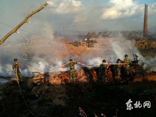 黑龙江伊春鞭炮厂爆炸现场仍有明火
