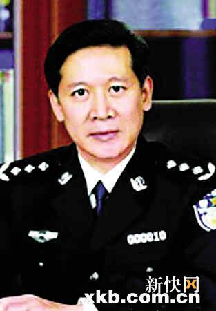 公安部原部长助理郑少东受贿826万一审判死缓