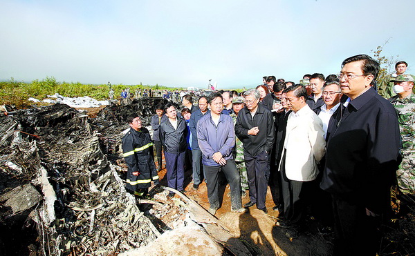 伊春空难确认42人遇难