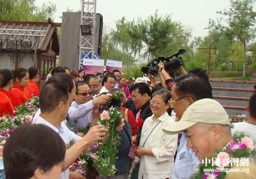 甘肃赴台游首发团正式启航首发仪式在兰州举行