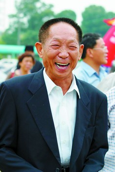 温家宝贾庆林致信祝贺袁隆平80岁生日