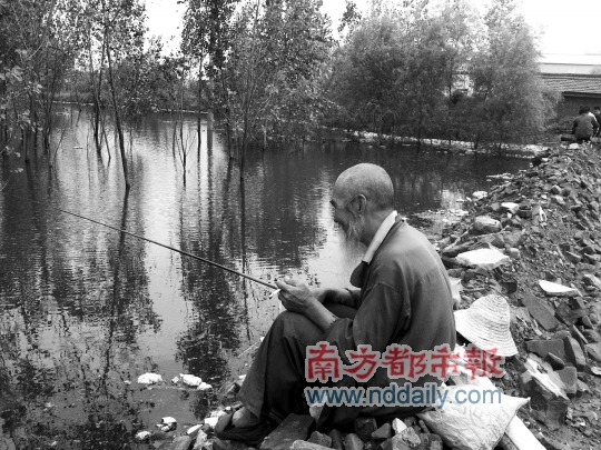 陕西华阴灾后重建款疑被挪用