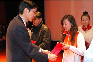 上海世博会志愿者工作总结表彰大会隆重举行