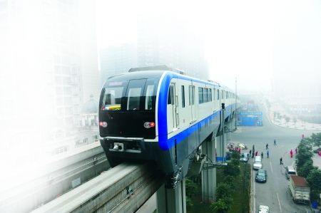 重庆地铁一号线试跑 时速可达百公里全国最快