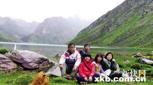 ��ѧ�������Ρ������վ�����24Ԫ�侯�ֹ�ҹ