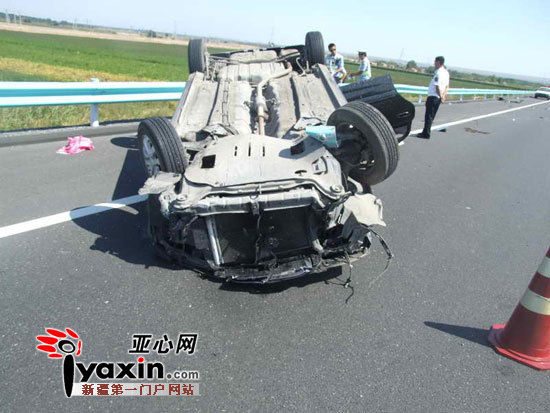 新疆乌奎高速公路段发生了一起重大交通事故