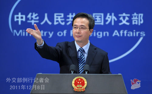 外交部发言人洪磊主持例行记者会