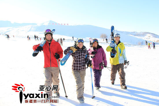 小学生滑雪爱游戏- 爱游戏体育- AYX爱游戏体育官方网站作文300字docx