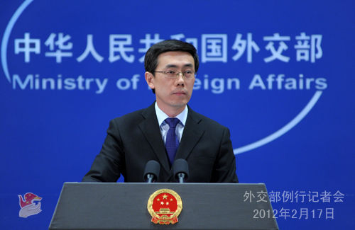 外交部发言人刘为民主持例行记者会