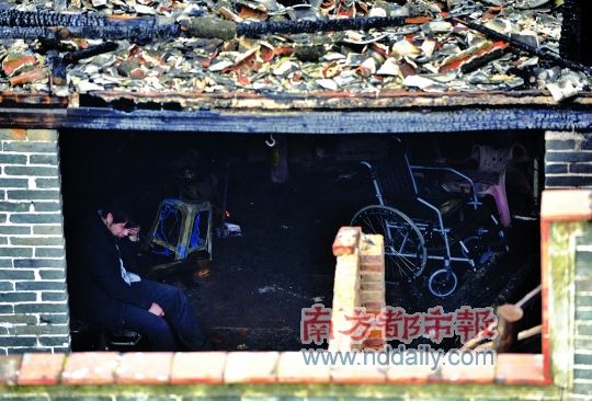 老屋凌晨起火阿婆火中身亡