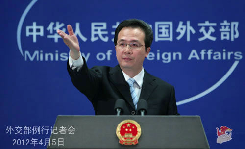 外交部发言人洪磊主持例行记者会