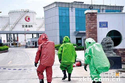 深圳空港阀门失控漏油500吨2公里内居民疏散
