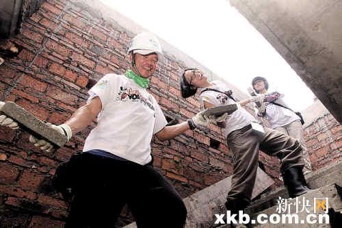 300�幤�ӻ��������ķ�������Ī��ε������