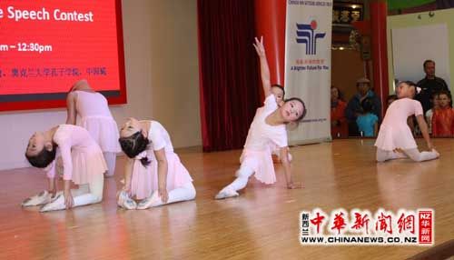 新西兰奥克兰华人社区少儿舞蹈班首演成功
