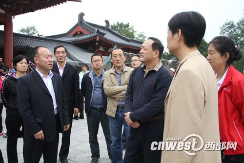 陕西检查东线旅游 叫停对65岁以上老人收费