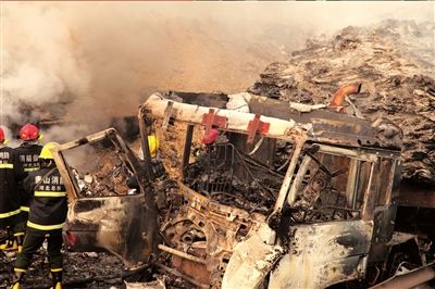 �����ֳ�һƬ�ǽ塣Ф����ͼ 