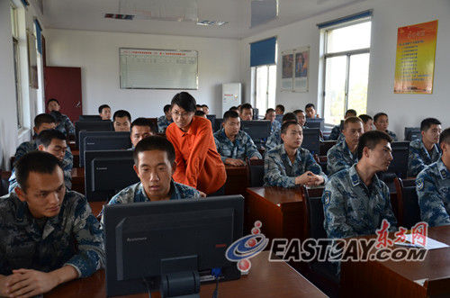 科技进军营系列活动培训班在宝山杨行镇开班
