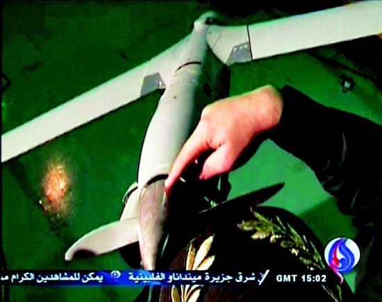 伊朗展示捕获的美国无人机