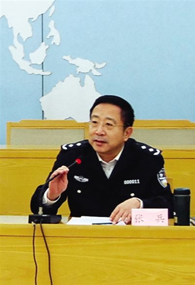 北京交管局新任局长亮相民警称其低调实干