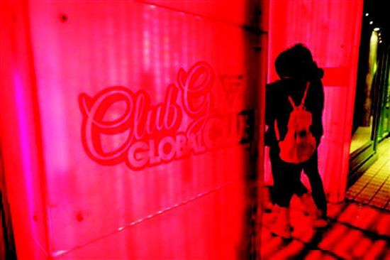 星二代:爹妈罩我去战斗