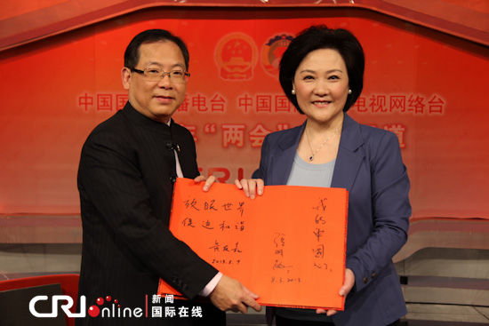 人大代表张明敏:不一样的舞台一样的中国心