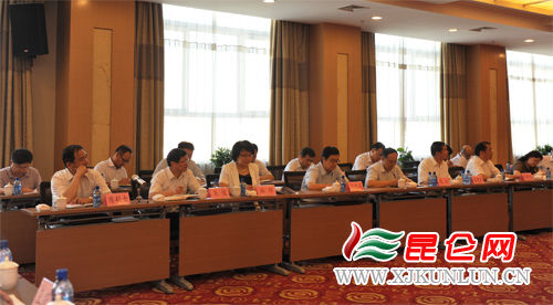 新疆地州市组织部长座谈会要求以更大力度推进各项工作落实