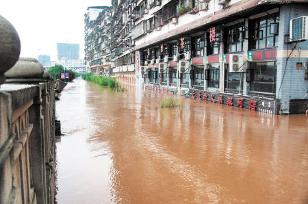 四川渠县逾三分之一城区被淹