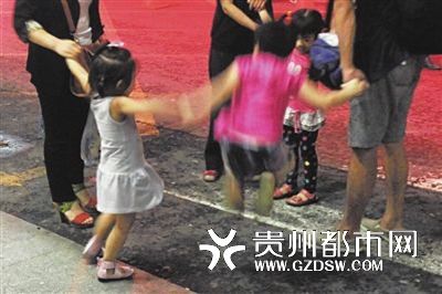 幼儿园老板猥亵12名女童