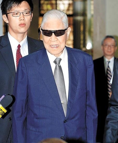 李登辉被诉国安密帐案开庭称遭污蔑系奇耻大辱