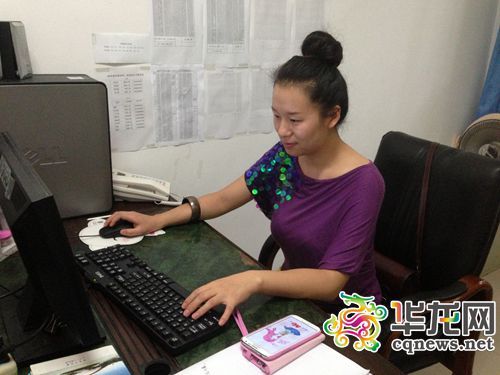 重庆交大辅导员微博教学生防身术 小伙伴们惊