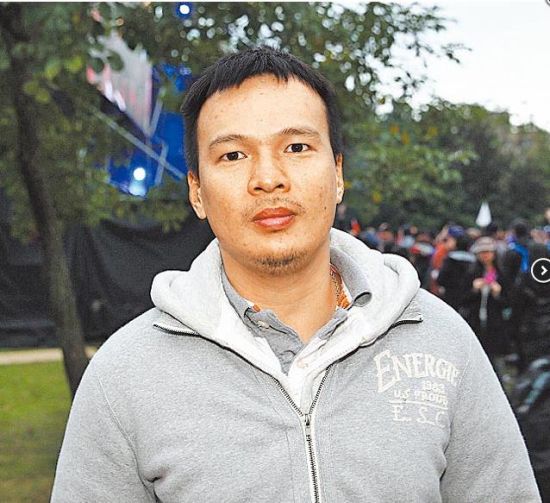 张惠妹为挺同志真爱连飙23首歌 2万人同挥彩虹