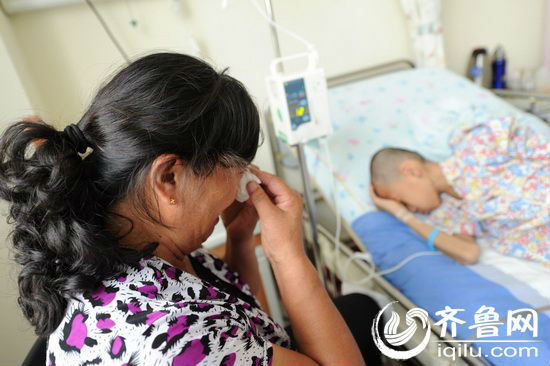 山东11岁单身男孩癌症晚期:住院10天后母亲终