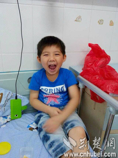 武汉5岁男童患地中海贫血 术后排异每天便血1
