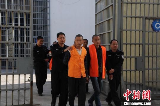 广东化州警方打掉两个农村恶势力团伙刑拘8疑犯