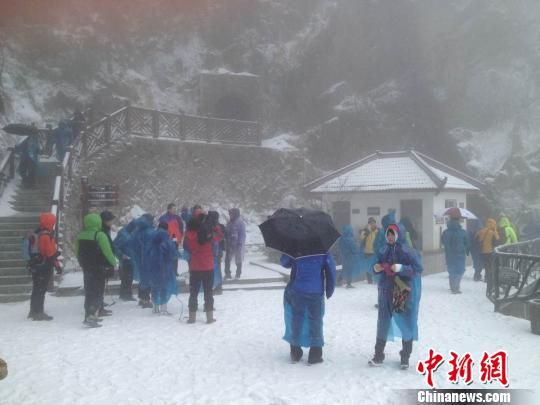 60余家韩国旅商临安看雪 为发展旅游踩线