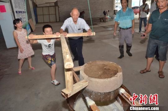 浙江金华:农历六月六体验传统民俗日