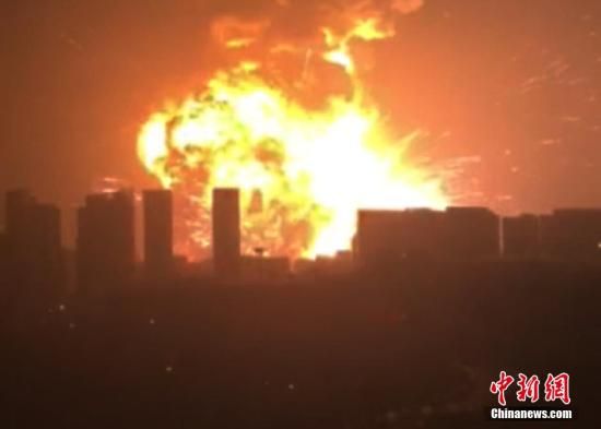 地震专家:天津危险品仓库爆炸实际能量更大
