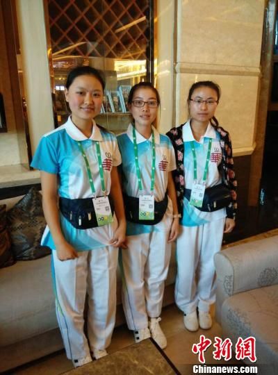 华文传媒论坛志愿者:向全球华媒展示中国大学