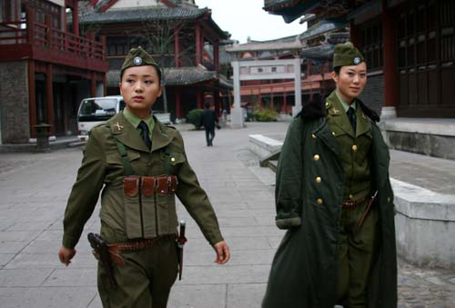 组图:南京日报姚强看横店