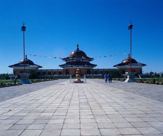 内蒙古旅游景点成吉思汗陵(组图)