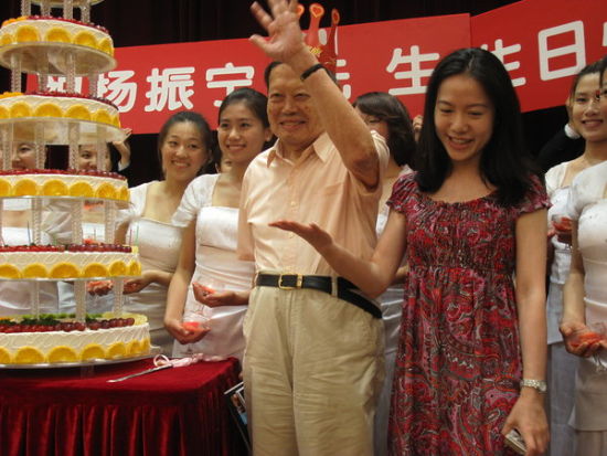 ŵ�����������������������̷����Ͽ���ѧΪ����е�89������������ϡ�